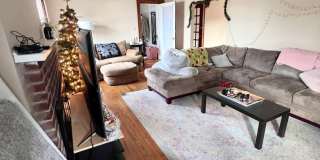 1302 Hunter - 7 Bed/2 Bath - Renovated! Gallery 5