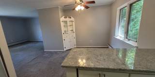 216 Manor E Gallery 7