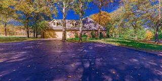 1606 S Hyde Park Avenue Gallery 33