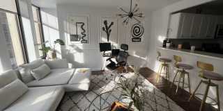 100 East Walton Street Gallery 6