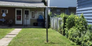 135 4th Street Gallery 1