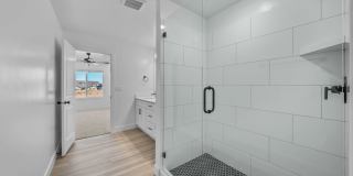 Newly Built 4 Bedroom Townhome! Gallery 16