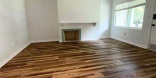 1016 Alba Drive 2/1, Half Duplex Gallery 7