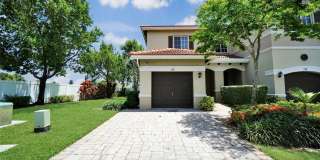 378 NE 47th Place Gallery 1