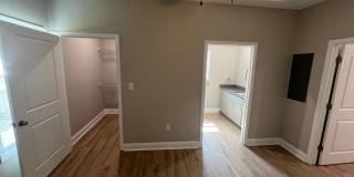 215 N Elm Gallery 36