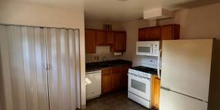 Beautiful 2-bed, 1 bath Home Gallery 8