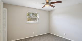 Mission Manor Apartments Gallery 17