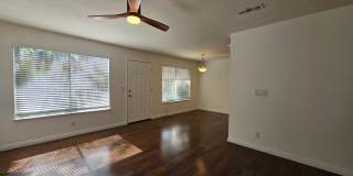 Beautiful townhome Gallery 5