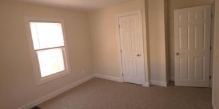 27 Maple Street Gallery 14