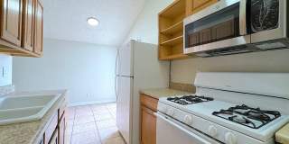 Northeast El Paso 2 bed Refrig A/C Duplex Gallery 12