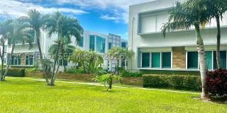 10178 Collins Ave Gallery 18