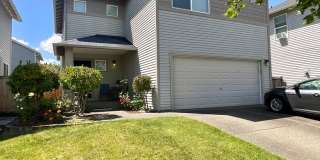Beautifully Landscaped 2 Story Home Gallery 1