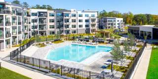 Taryn at 401 Gallery 3