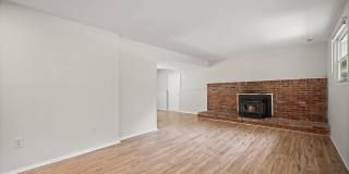 5435 THE BRIDLE Path Gallery 31
