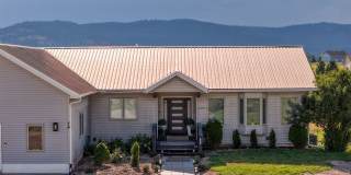 Spacious Furnished Home with Mountain Views and Room to Enjoy Gallery 1