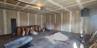 1055 Kenmore Avenue Gallery 15