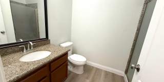SPACIOUS 2BED/2BATH CONDO * SECOND FLOOR UNIT* Gallery 13
