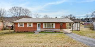 606 Pine Ridge Road Gallery 1