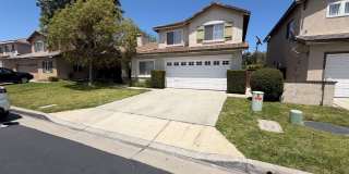 Wonderful 4 Bedroom 3 Bathroom Home - Call Today Gallery 3