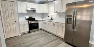 Charming Single-Family Home with Fenced in Backyard! Gallery 7