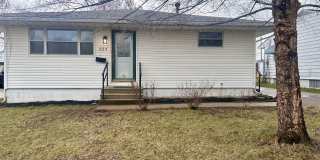 223 Currier Drive Gallery 1