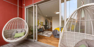Stunning 2 Bed 3 Bath Home in Queen Anne Gallery 26