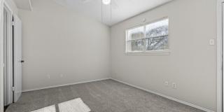 River Crossing ATX - Townhome - 2bd/2.5ba - W/D - Close to Downtown - $1395 Gallery 29