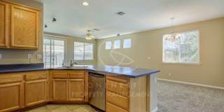Beautiful 4 BD 2 BA Lincoln Home Gallery 15