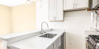 1454-1464 UNION Apartments Gallery 4