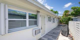 1635 NE 5th Court Gallery 18