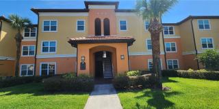 2/2 Third level condo at Cypress Fairway Gallery 1