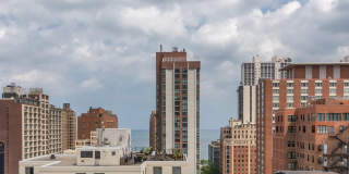 1340 N Dearborn St Gallery 18