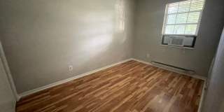 Very well kept 3 bedroom, 1.5 bath with One Car Garage and Nice Back Yard Gallery 8