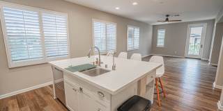 Unique 4-Bedroom, 3-story Live/Work Townhouse in the lushly landscaped Villa Metro Community! Gallery 14