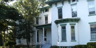 Skidmore Apartments Gallery 36