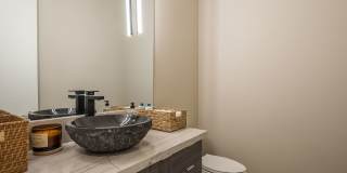 Luxury Home located in The Ridges of Summerlin Gallery 33