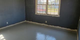 7223 N Pearl Street Gallery 4