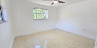 Charming 2BR/ 2BA/ 2 Car Garage - Near Phillippi Creek Charming 2BR/ 2BA/ 2 Car Garage - Near Phillippi Creek Gallery 10