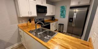 3 Bedroom / 2 Bath End-Unit Condo in Crossland Downs – Across from the AU Vet School Gallery 7