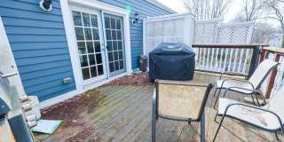 Brighton Oversized 4 Bed / 3 Bath – 2,800 SF – In-Unit Laundry – 6/1 Gallery 26