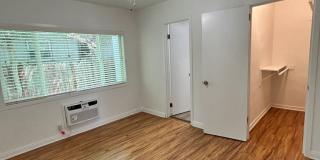 1685-1697 Summit St. / 109-137 E. Penn St. Gallery 11