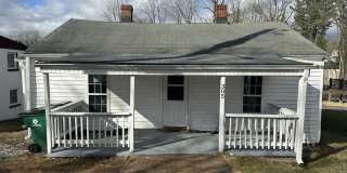 305 Jackson Street Gallery 1