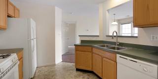 502 BRADLEY CT #5D Gallery 19