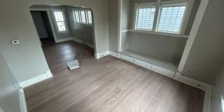 Charming 2-Bedroom Home Near Five Points Gallery 5