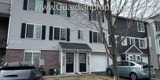 Apple Valley Town Home, 1 Car Garage, Laundry in Unit, Storage Gallery 1