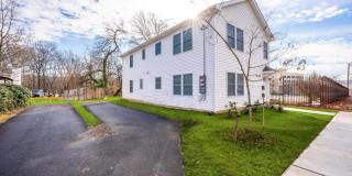 8 Reservoir Avenue Gallery 14