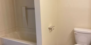 326 E. Liberty St. Gallery 14