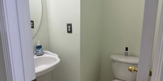 Beautiful FOUR BEDROOM Home in Mooresville Gallery 31