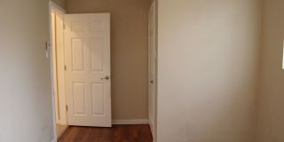 2 BEDROOM - MAHNCKE PARK Gallery 14