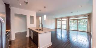 1045 On The Park Apartments Homes Gallery 12